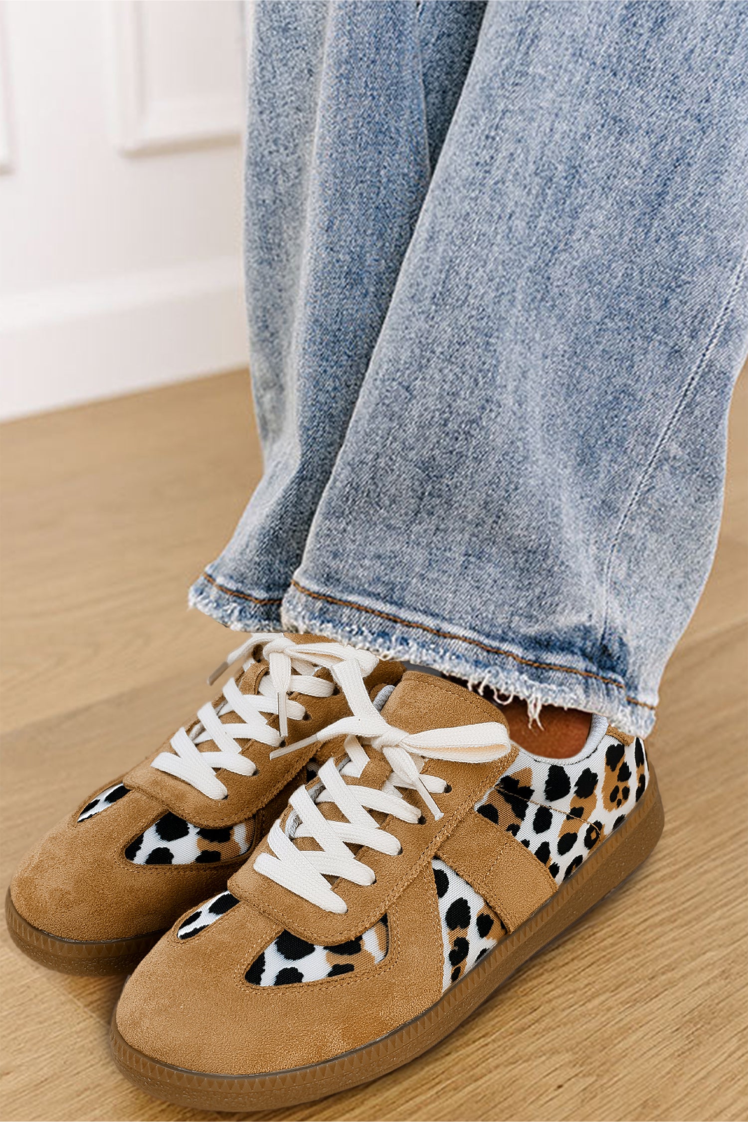 Beige Leopard Patchwork Lace-Up Flat Shoes
