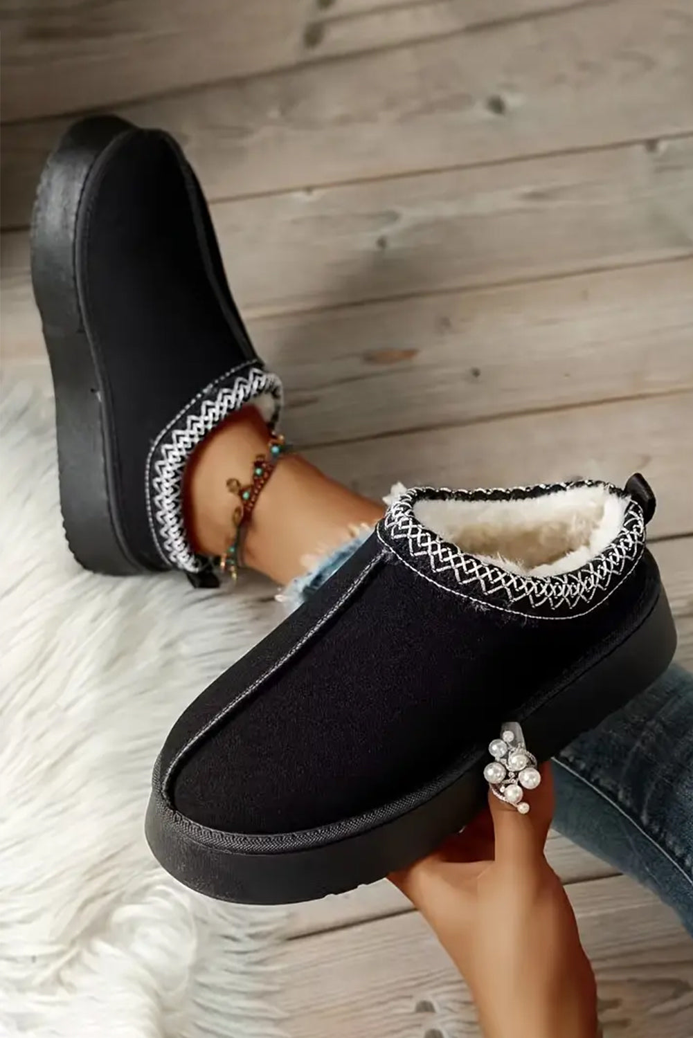 Chestnut Faux Suede Embroidered Detail Plush Lined Platform Slippers