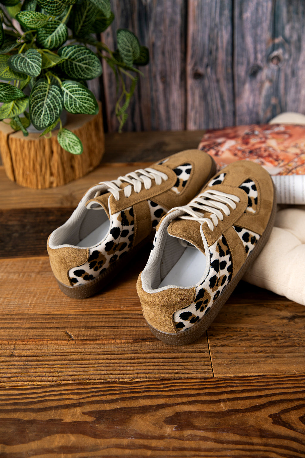 Beige Leopard Patchwork Lace-Up Flat Shoes