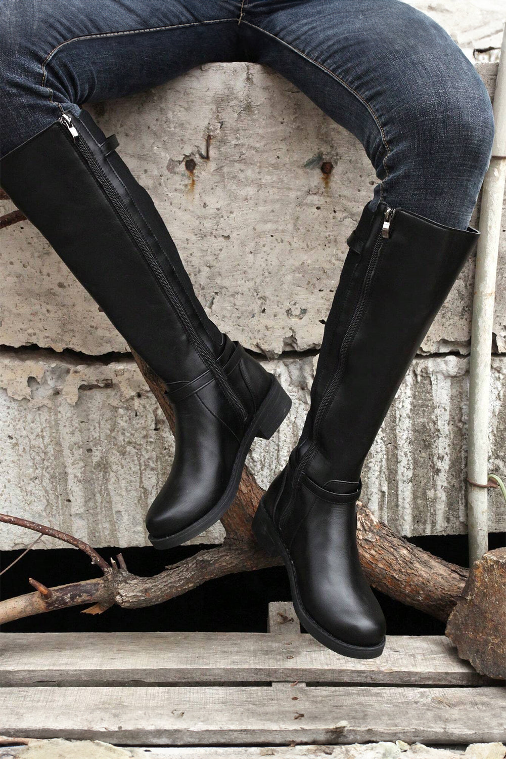 Black Side Zipper Knee-High Chunky Heel Boots