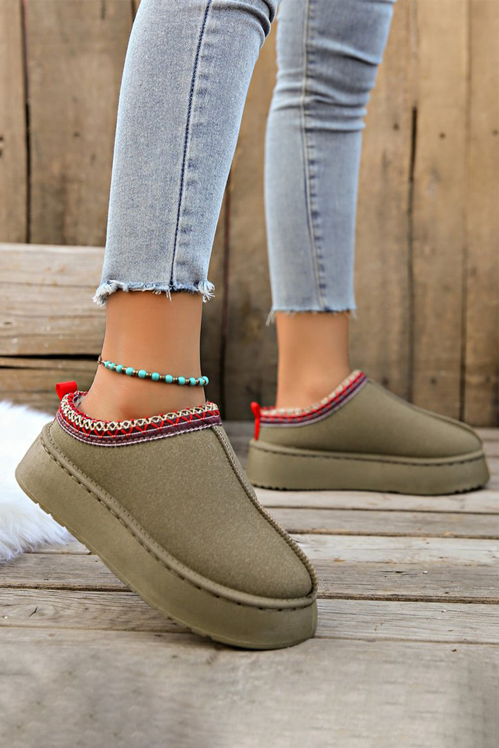Chestnut Faux Suede Embroidered Detail Plush Lined Platform Slippers