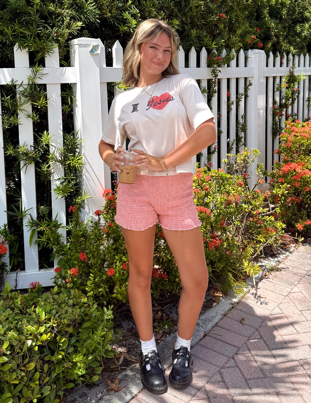 I Love Jesus — Cropped Women's Tee