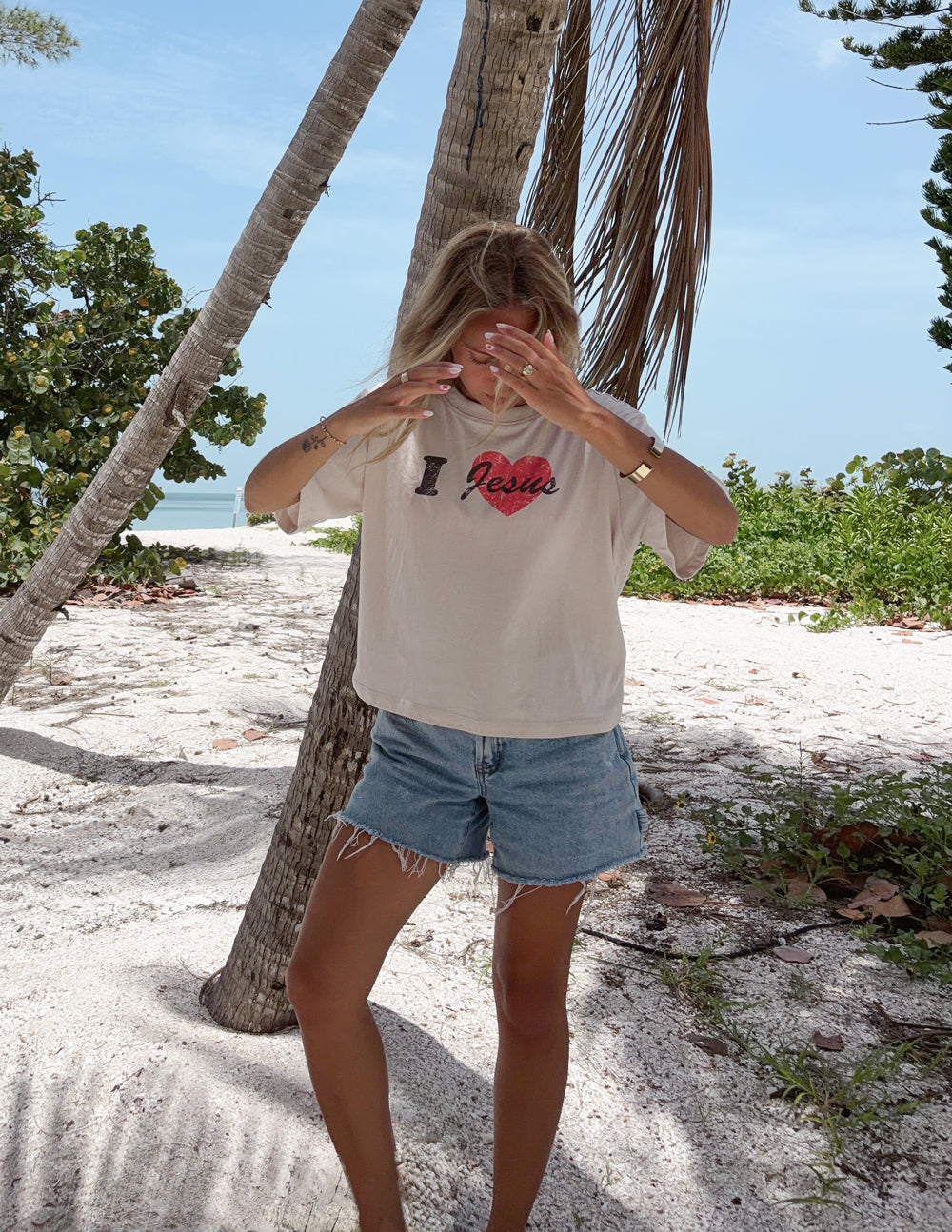 I Love Jesus — Cropped Women's Tee