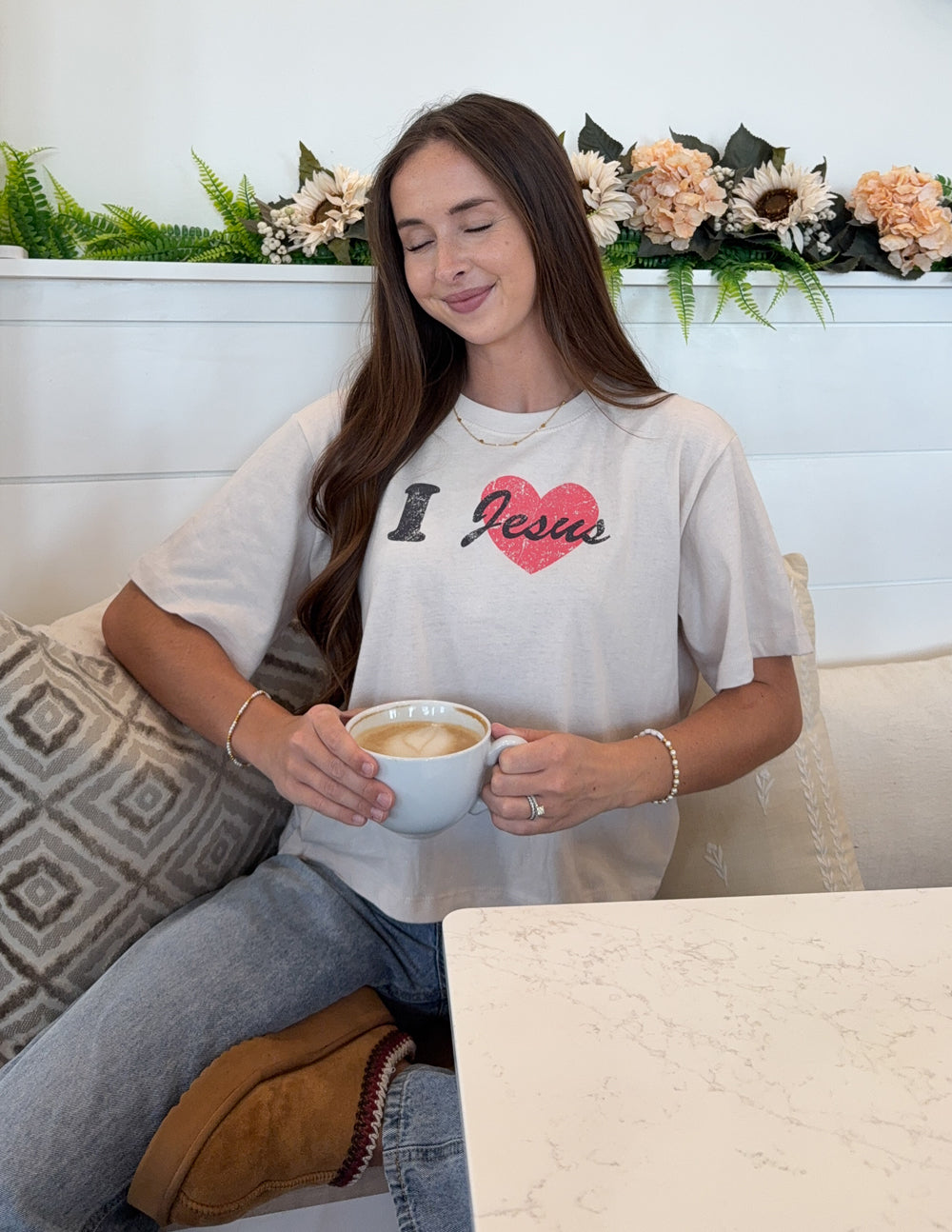 I Love Jesus — Cropped Women's Tee
