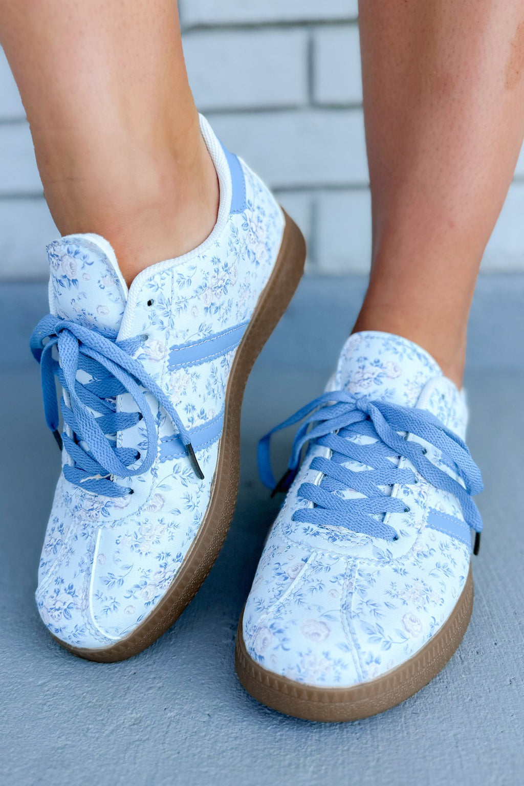 Light Blue Floral Print Lace-Up Flat Shoes