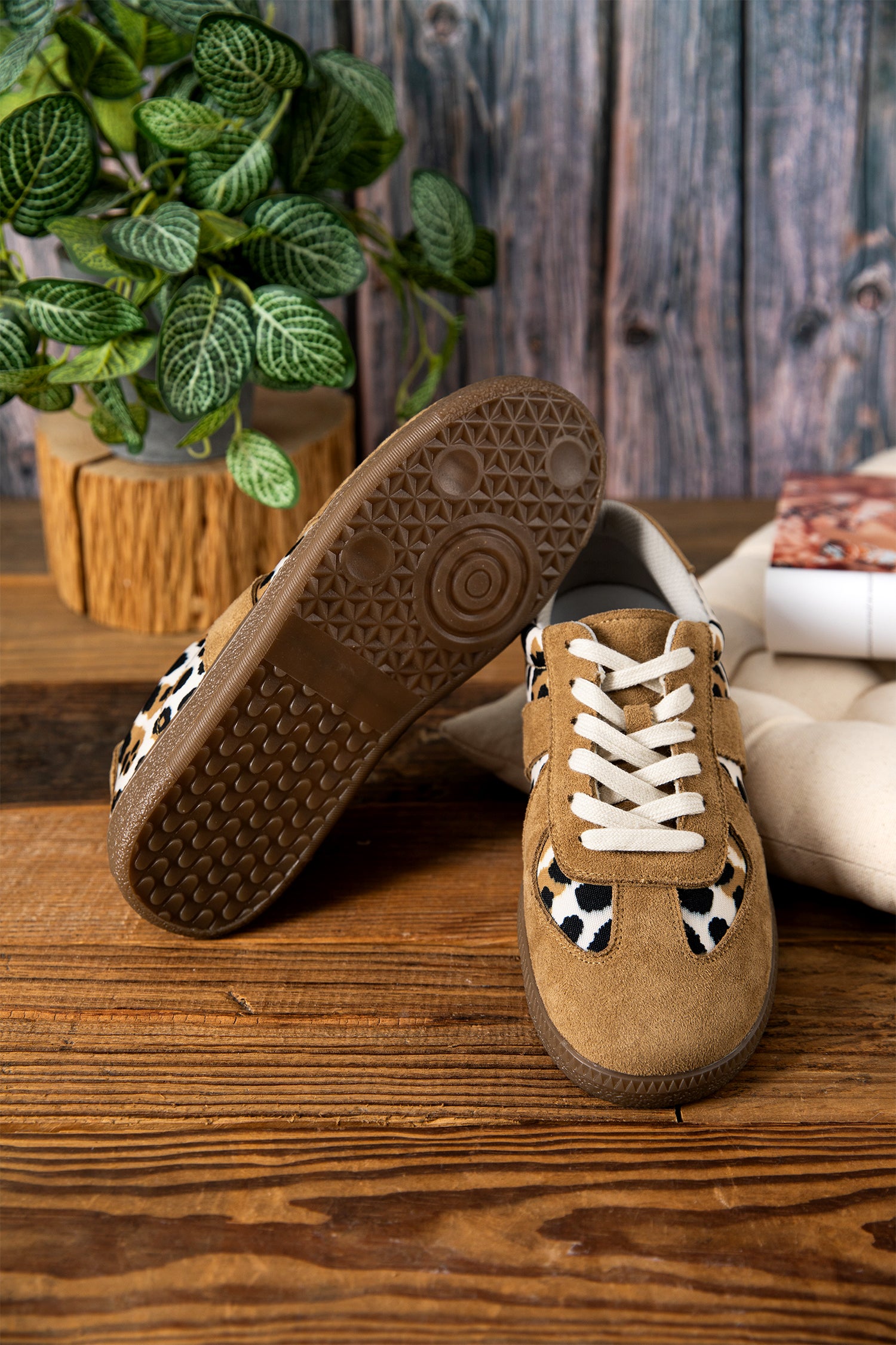 Beige Leopard Patchwork Lace-Up Flat Shoes